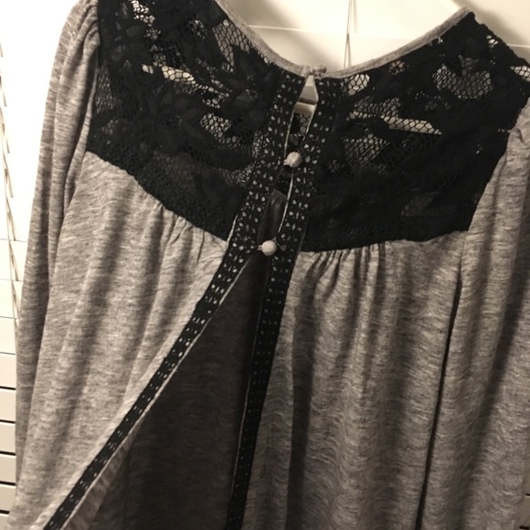 Altar'd State Tops - FLASH SALE 🛍 Altar'd State Tunic - Size M